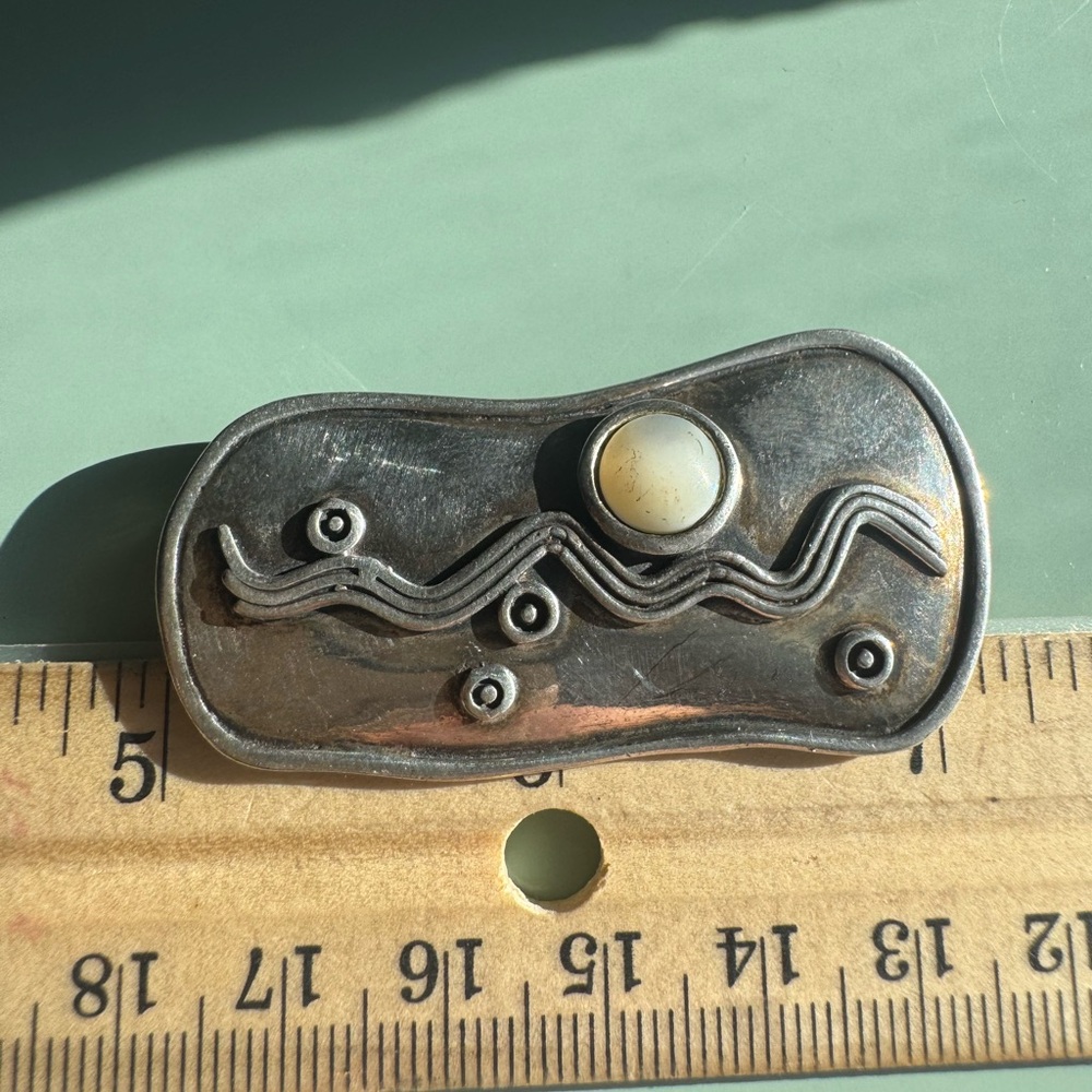 925 Sterling Silver Brooch with Mother of Pearl 20.7g - Picture 7 of 15
